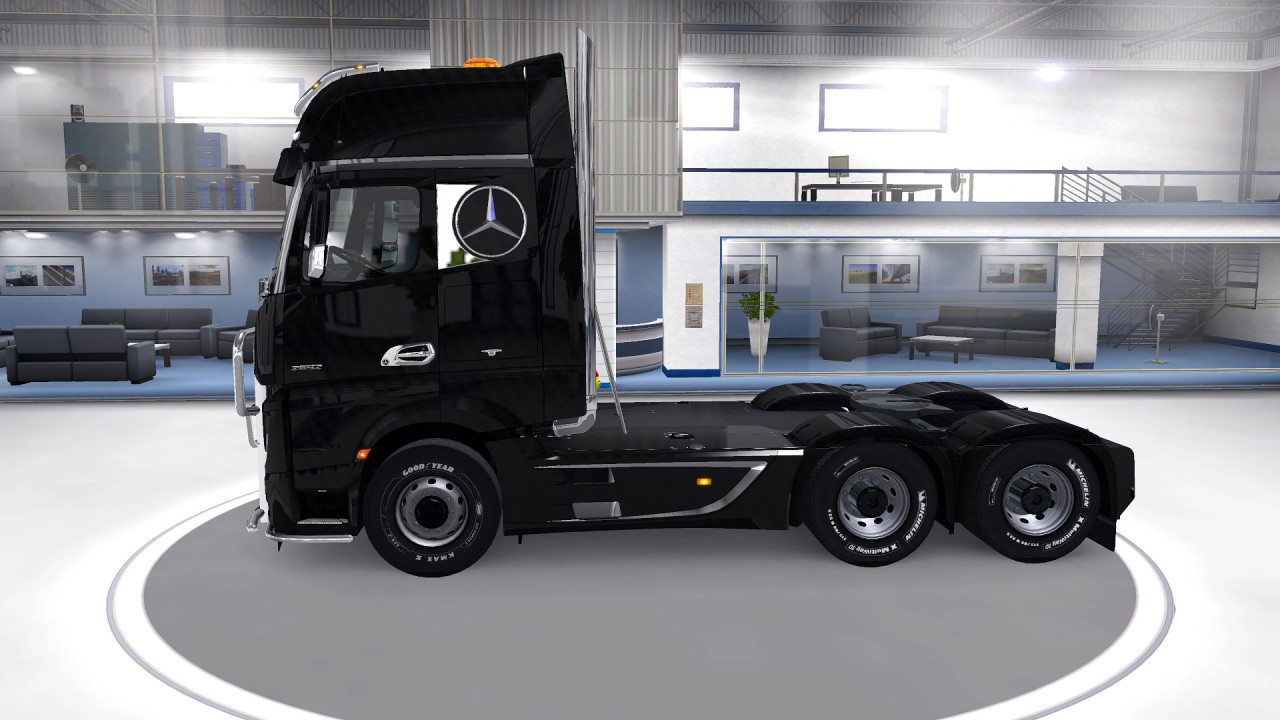 Black Carbon Skin for Mercedes-Benz Actros 2014/Cabin A